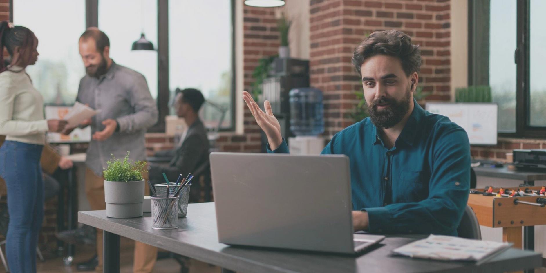 Přehled starších projektových studií na platformě